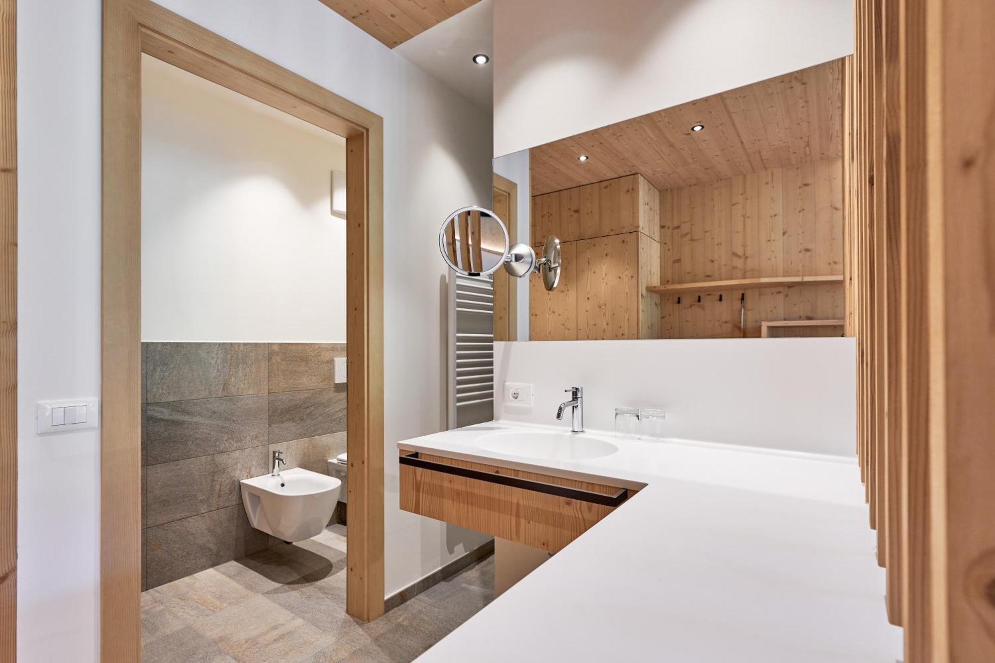 Standard Double or Twin Room Balcony