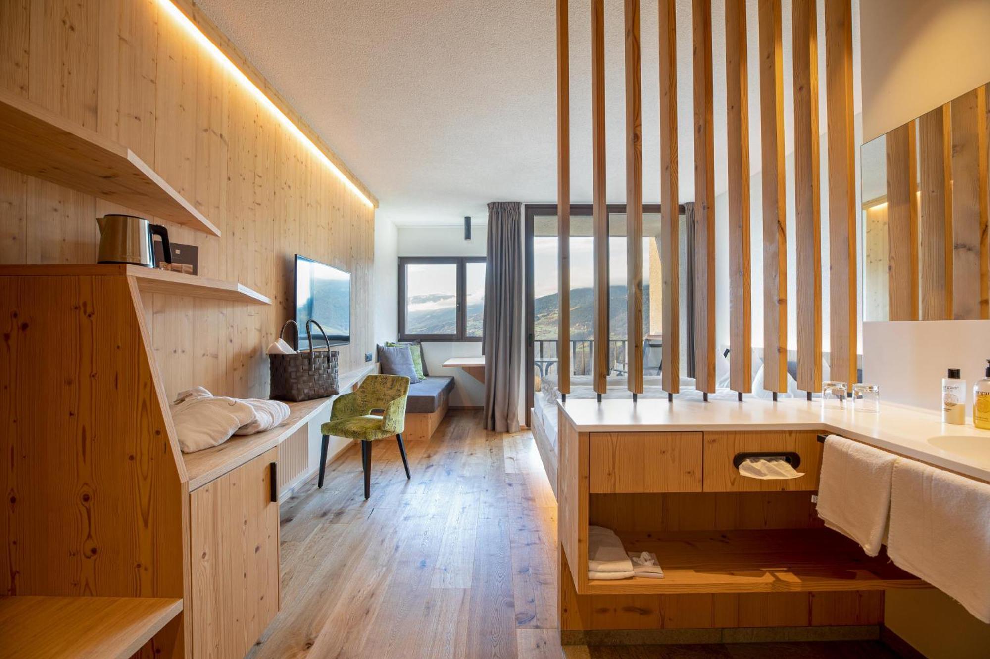 Standard Double or Twin Room with Balcony,1765776276:JPEG